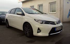 Günstig einen Kombi in Hameln mieten.